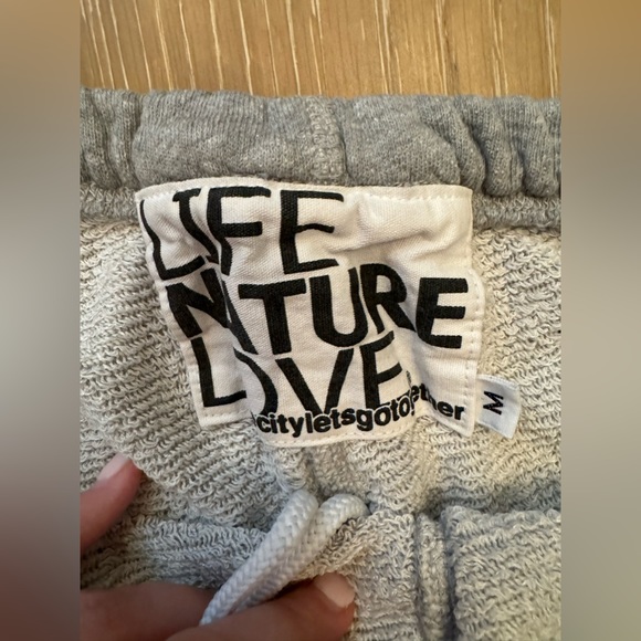 Free City Medium Grey Joggers. 💗✨ - Picture 3 of 4